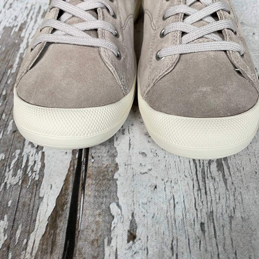 Palladium Women's Wander Lace Suede Sneaker - Picture 8 of 13